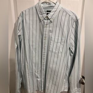 men’s Gap casual shirt